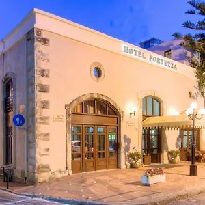 3* Hotell Fortezza